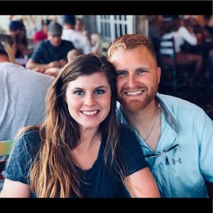 Meet your Posher, Courtney